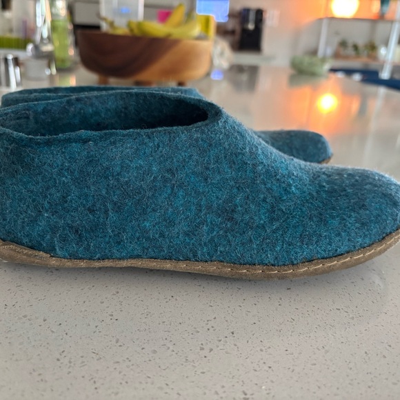 Glerups Slippers - Picture 3 of 4